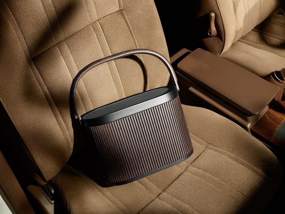 Loa B&O Beosound A5 Dark Oak (Xách Tay) - Đánh giá chi tiết tại Piano House